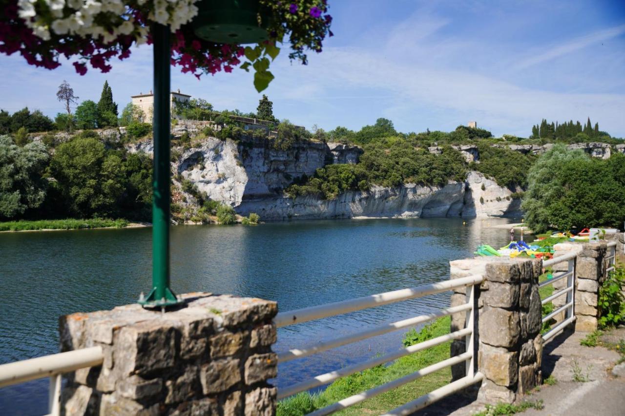 Les Verveines Apartment Saint-Martin-dʼArdèche Екстериор снимка
